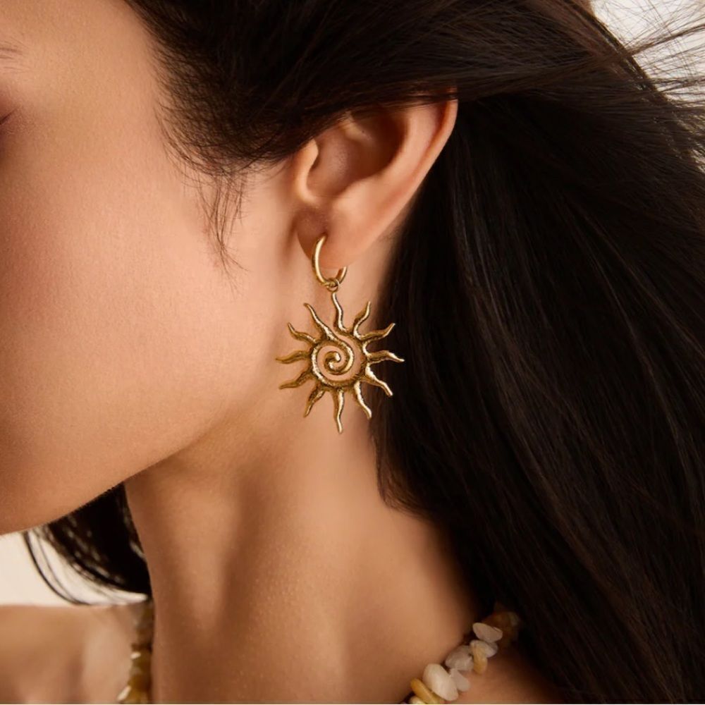 Sun hoop earrings N519